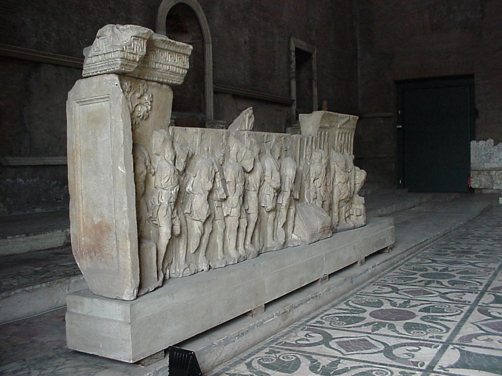 Roman Forum or Vestial Virgins or Roman Senate 04.jpg